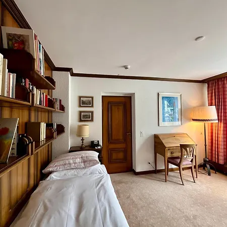 Crystal Superior Hotel 4*