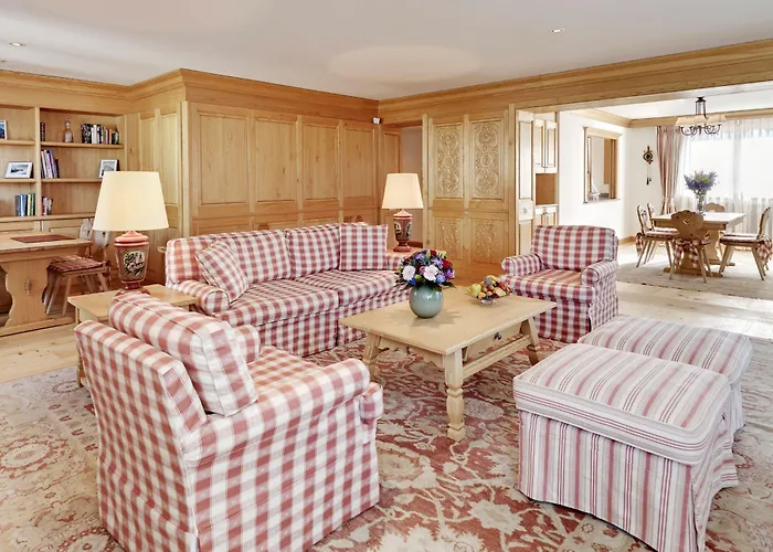 Crystal Superior מלון 4*