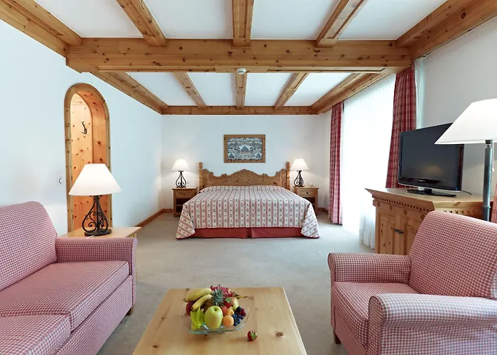 מלון Crystal Superior