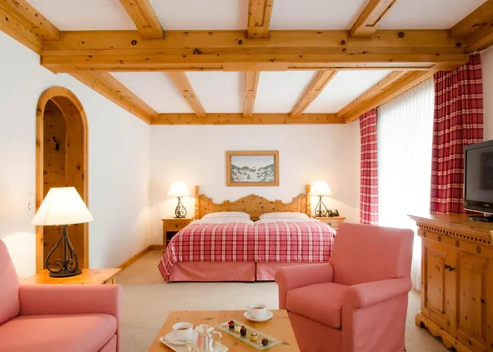 Crystal Superior מלון