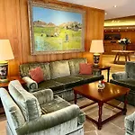 Crystal Superior Hotel 4*