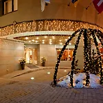 Crystal Superior 4* Sankt Moritz